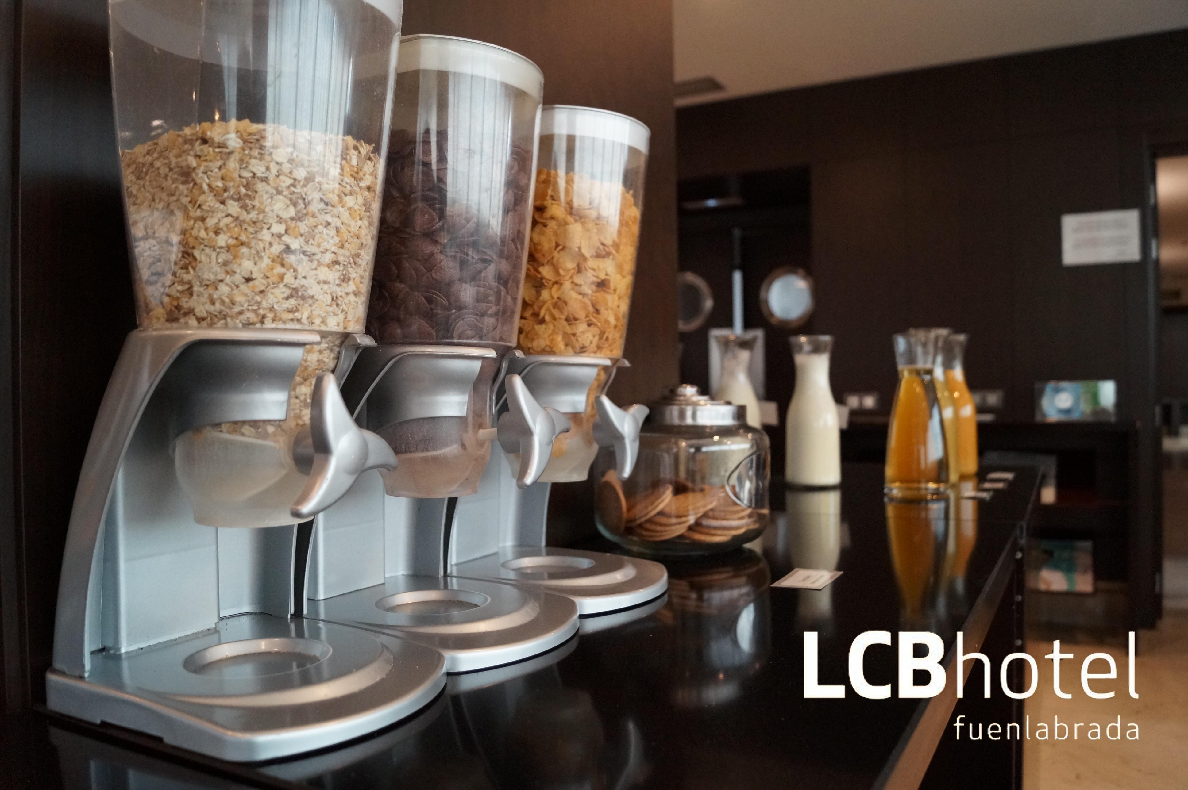 Lcb Hotel Fuenlabrada Bagian luar foto