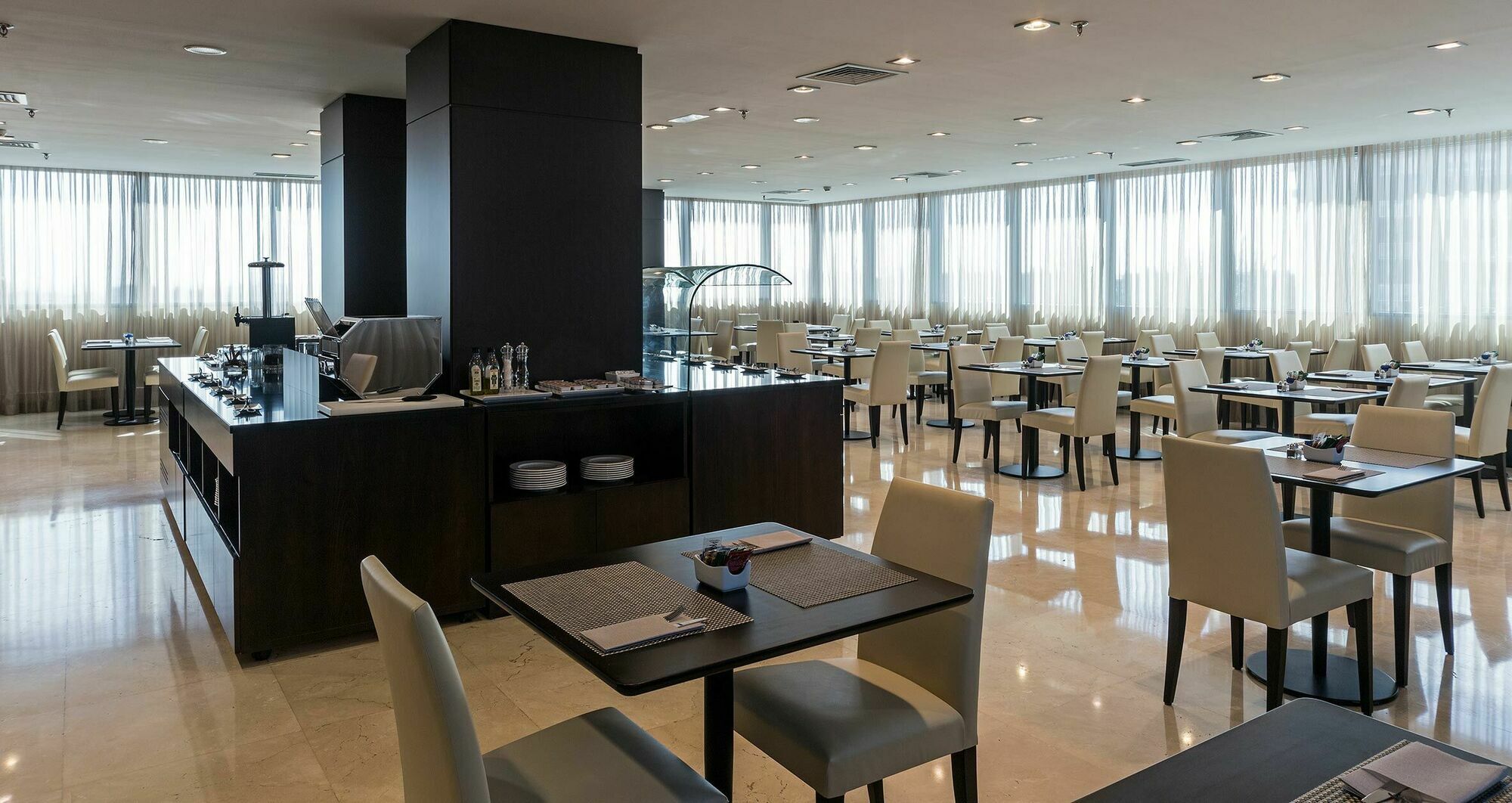 Lcb Hotel Fuenlabrada Bagian luar foto